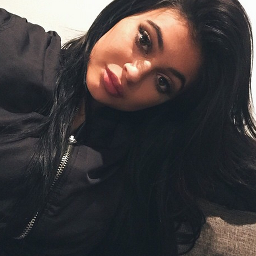 Kylie tar en selfie. Kylie tar en selfie.